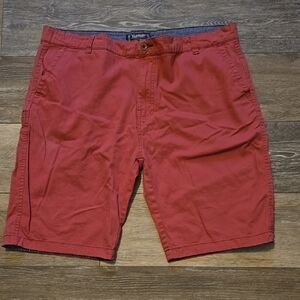 St. John's Bay Men's Size 40 Golf Shorts